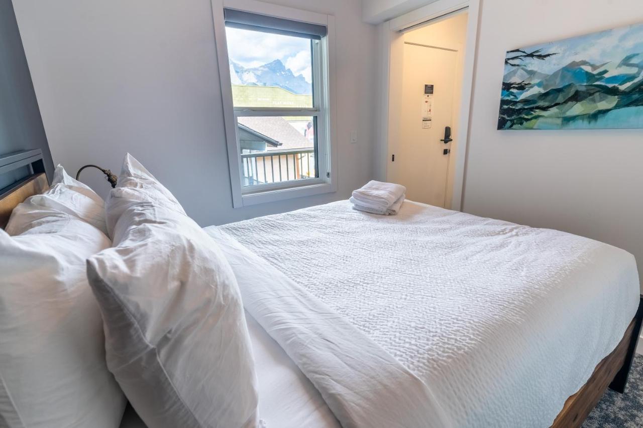 Basecamp Suites Canmore Zewnętrze zdjęcie