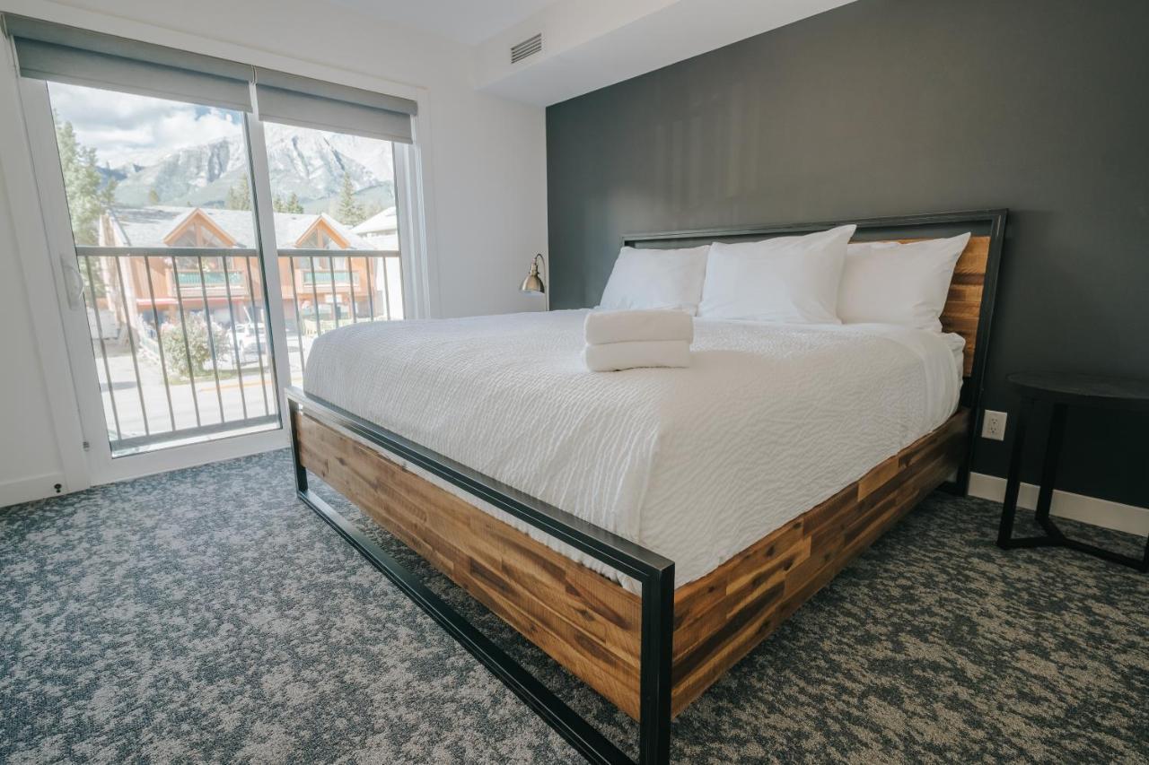 Basecamp Suites Canmore Zewnętrze zdjęcie